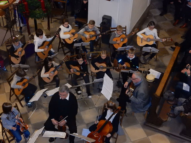 Grossansicht in neuem Fenster: Adventskonzert 2015 - Bild 4