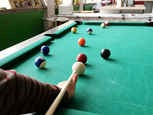 Grossansicht in neuem Fenster: 1704-billard Grossansicht in neuem Fenster: 1704-billard